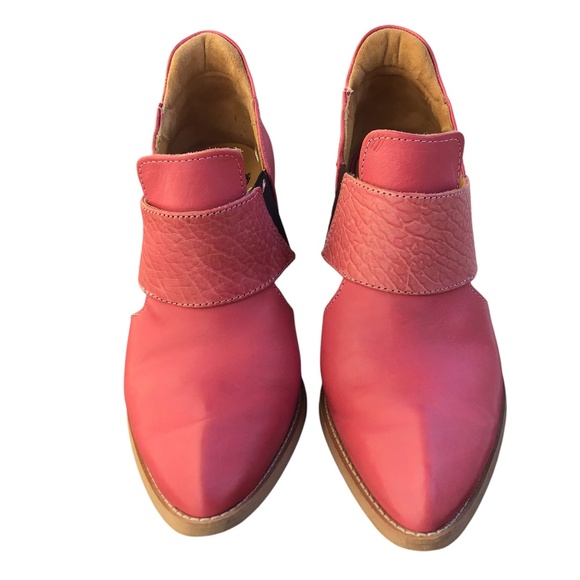 John Fluevog Pink Heeled Shoes - Picture 10 of 16